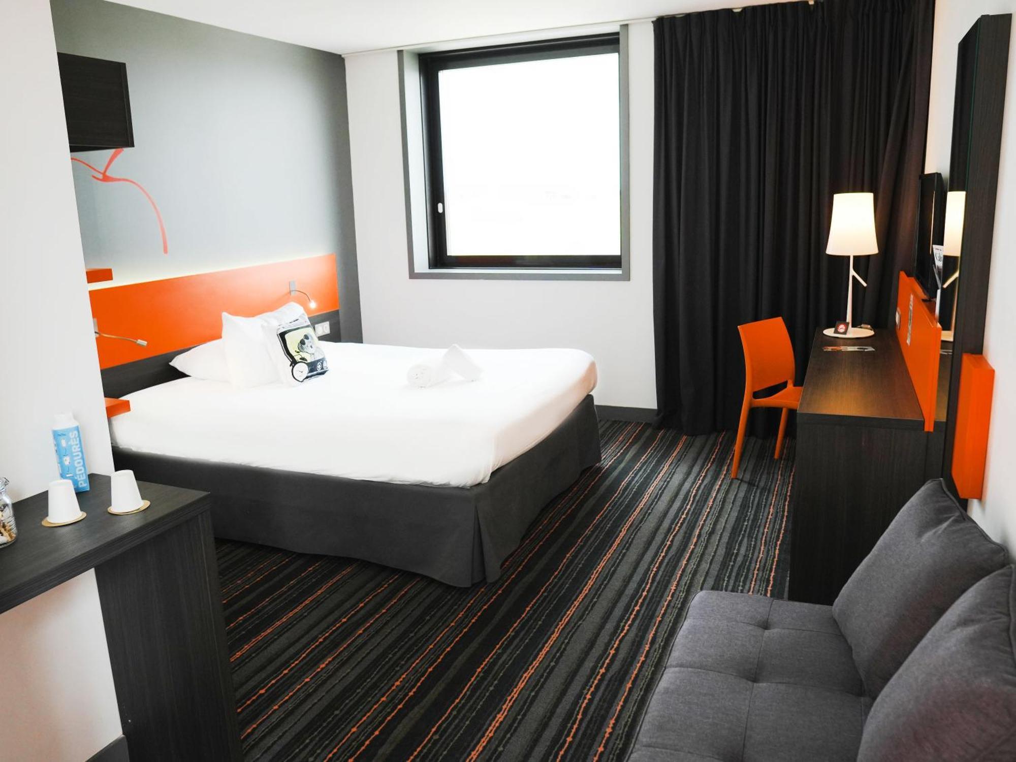 Hotel Ibis Styles Caen Centre Gare Exterior foto